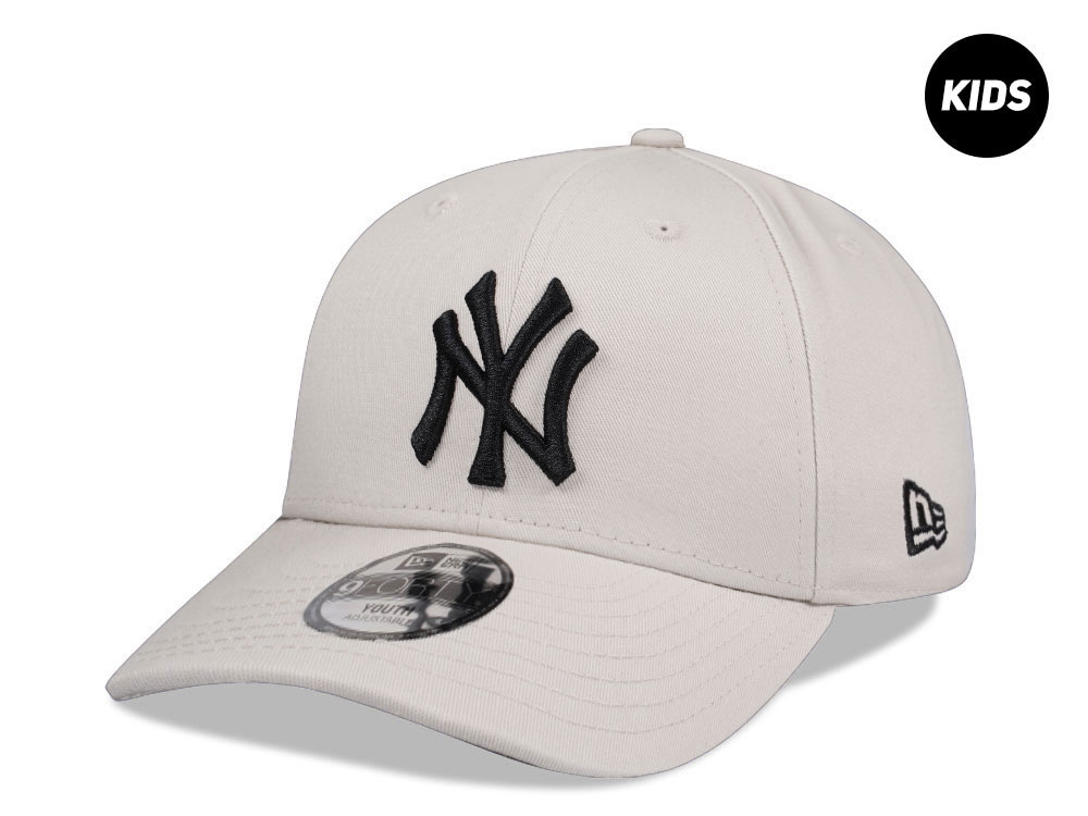 New Era New York Yankees League Essential Stone Kids 9Forty Strapback Hat