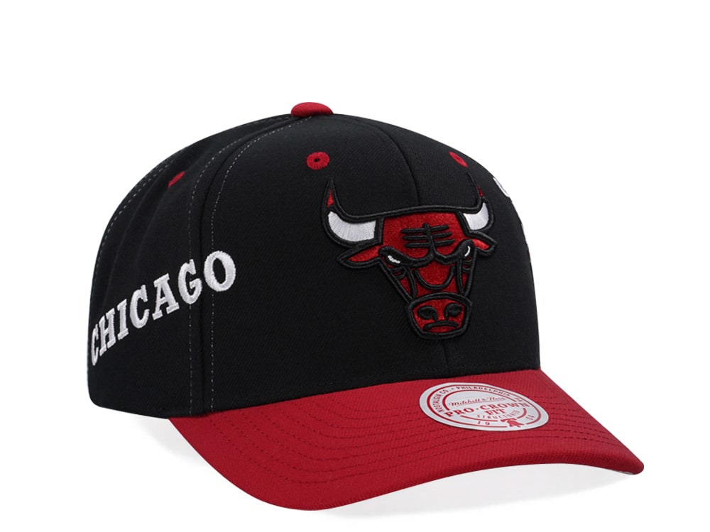 Mitchell & Ness Chicago Bulls Classic Pro Crown Fit Snapback Hat