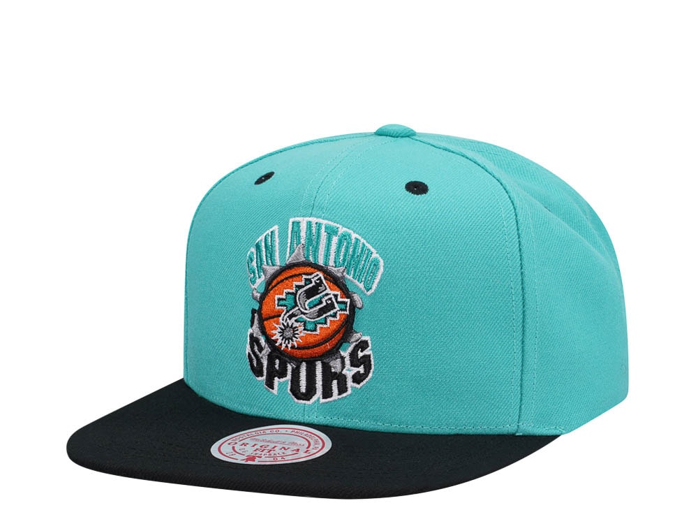 Mitchell & Ness San Antonio Spurs Breakthrough Two Tone Snapback Hat