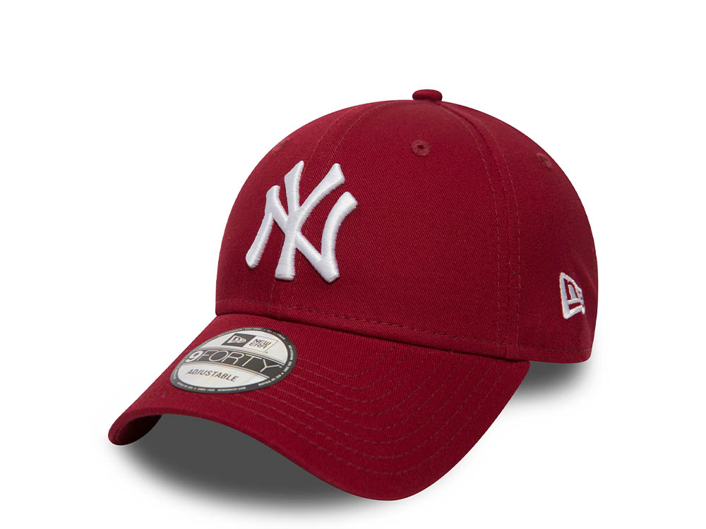 New Era League Essential New York Yankees Maroon 9Forty Strapback Hat