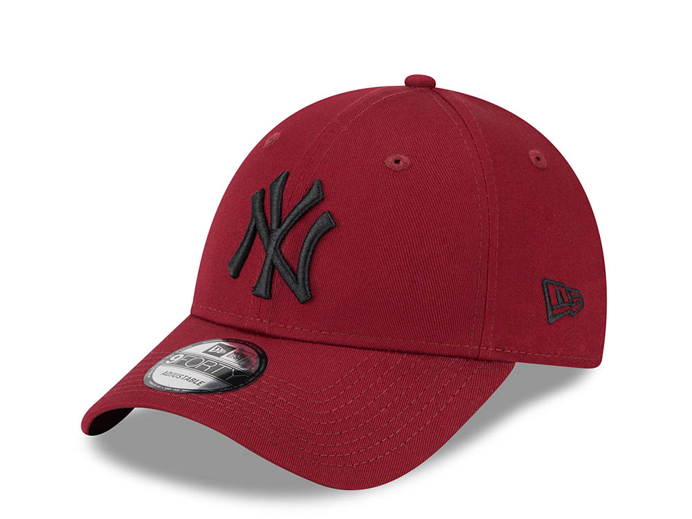 New Era New York Yankees Essential League Red 9Forty Strapback Hat