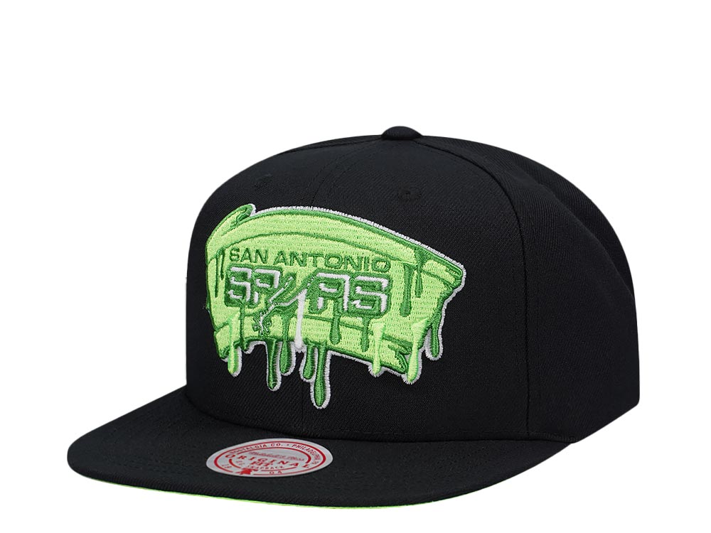 Mitchell & Ness San Antonio Spurs Slime Drip Hardwood Classic Snapback Hat