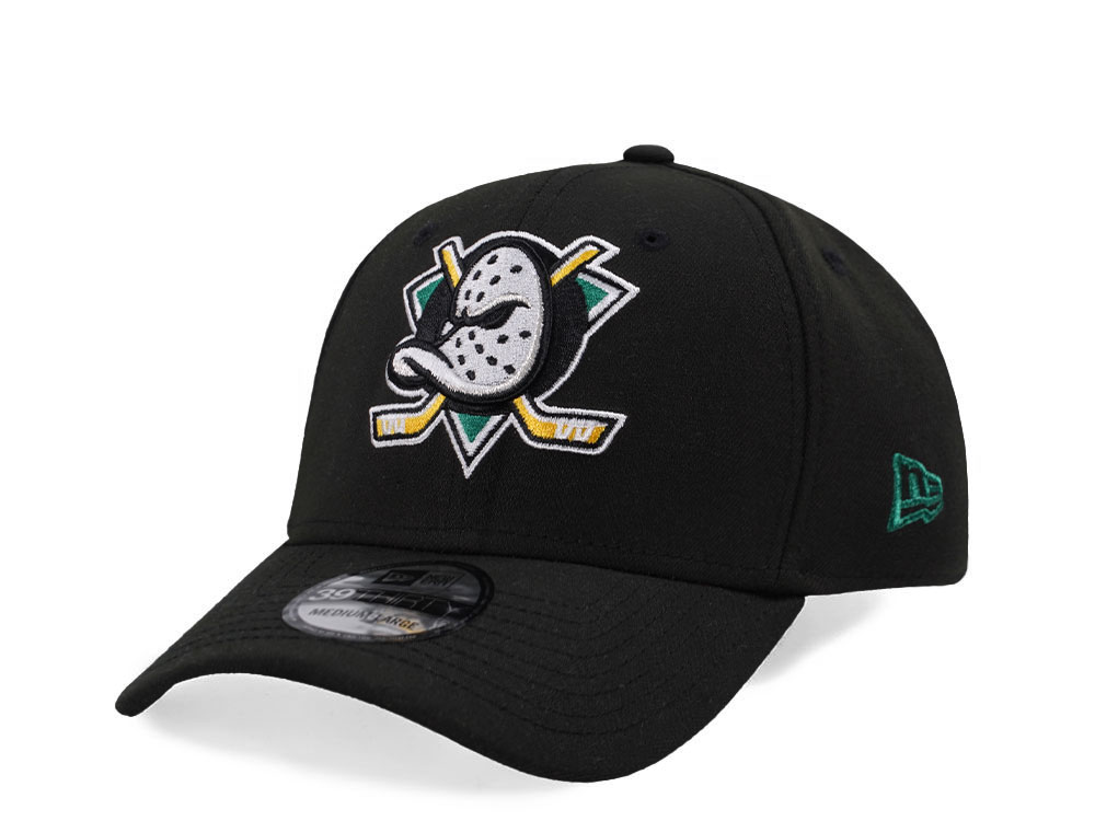 New Era Anaheim Ducks Classic Black Edition 39Thirty Stretch Hat