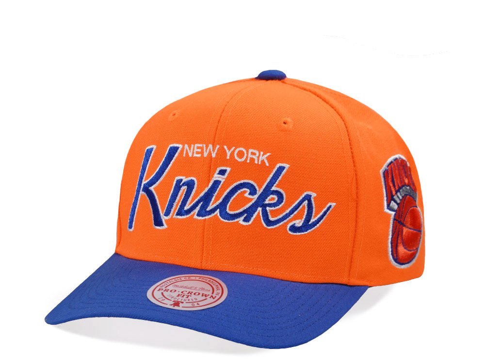 Mitchell & Ness New York Knicks Two Tone Pro Crown Fit Snapback Hat