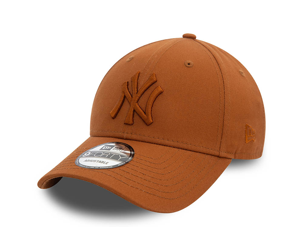 New Era New York Yankees Essential League Brown 9Forty Strapback Hat