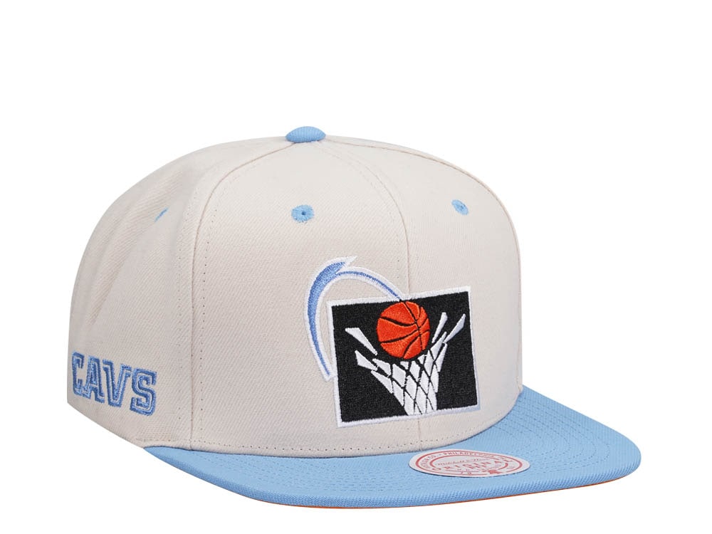 Mitchell & Ness Cleveland Cavaliers Sail Off White Two Tone Snapback Hat