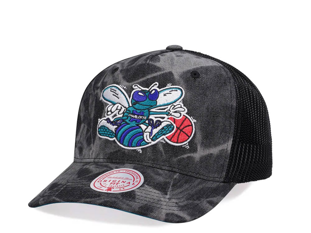 Mitchell & Ness Charlotte Hornets Burnt Ends Black Trucker Snapback Hat