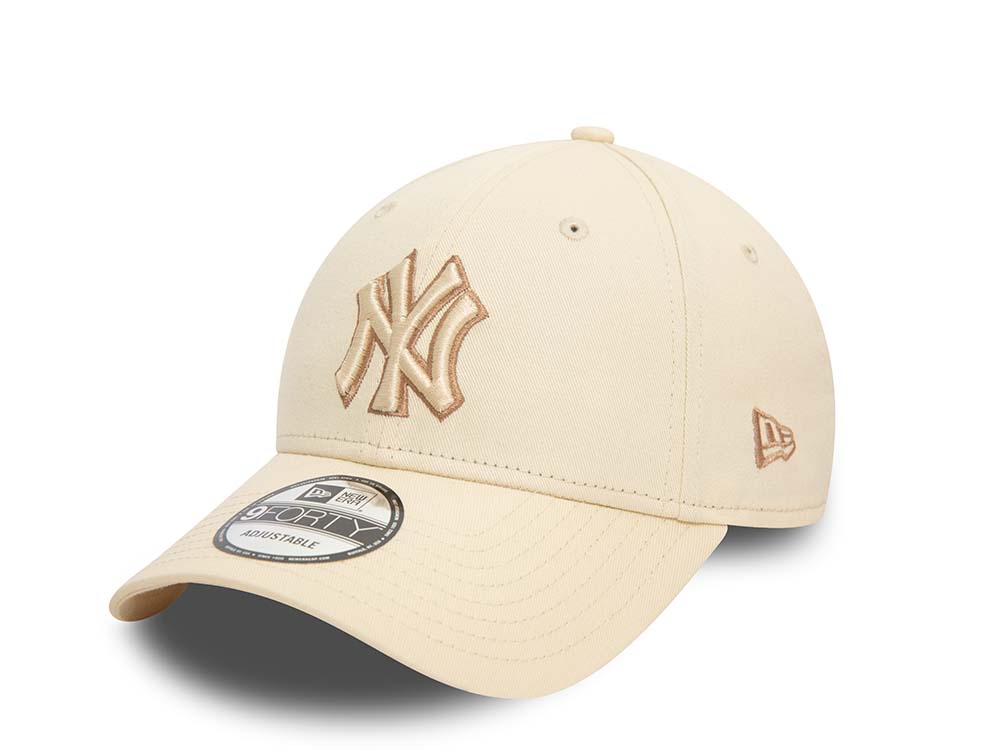 New Era New York Yankees Beige Outline 9Forty Strapback Hat