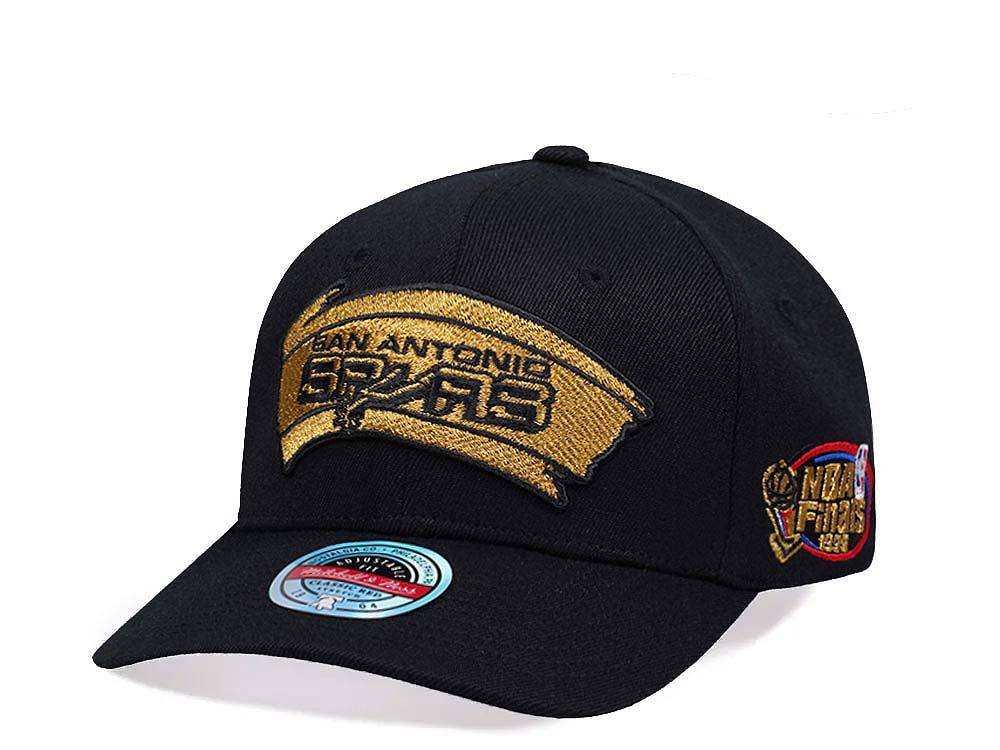 Mitchell & Ness San Antonio Spurs NBA Finals 1999 Gold Hardwood Classic Red Flex Snapback Hat