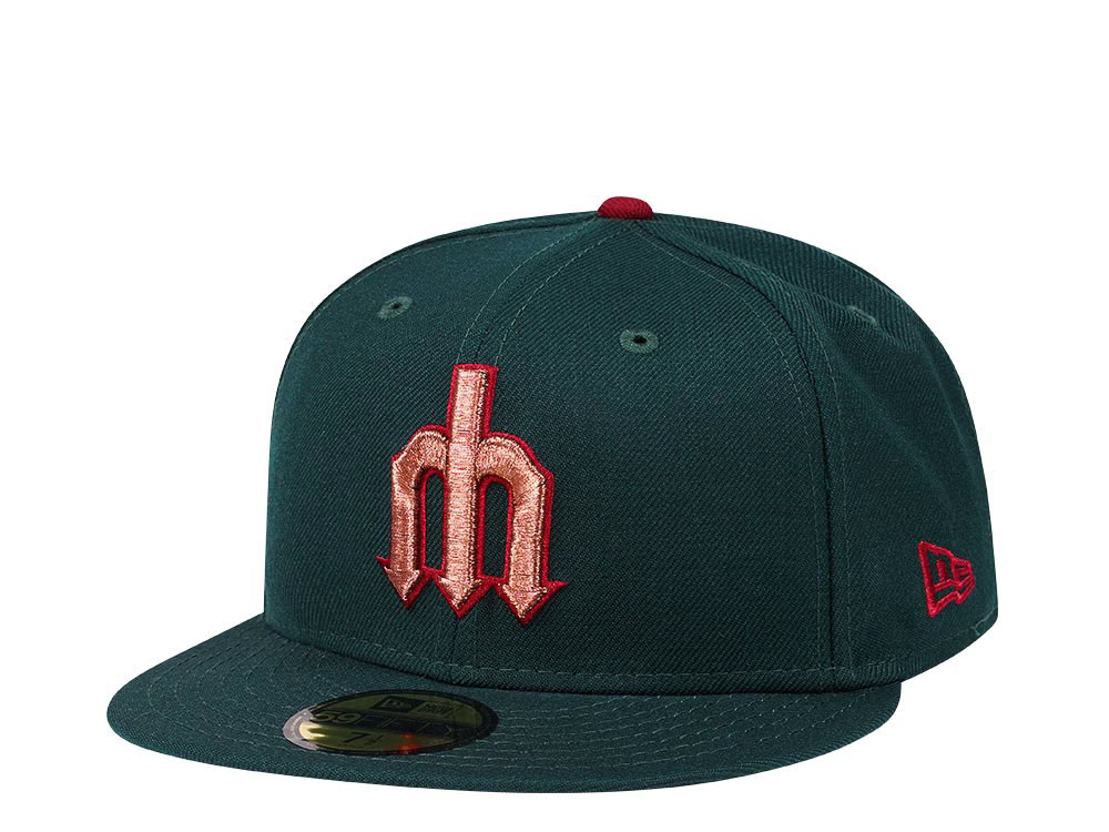 Seattle Mariners selling Topperz Exclusive Trident Fitted Size 6 7/8 Brand New