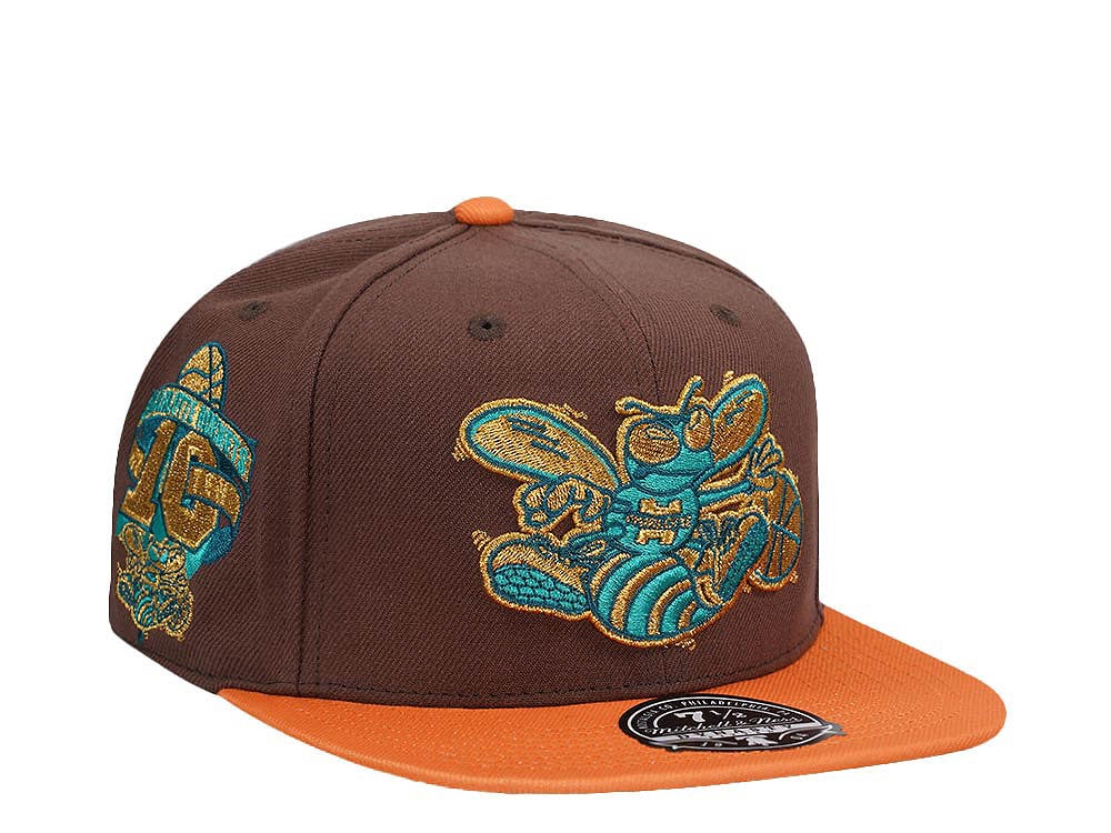 Mitchell & Ness Charlotte Hornets 10th Anniversary Copper Top Hardwood Classic Dynasty Fitted Hat