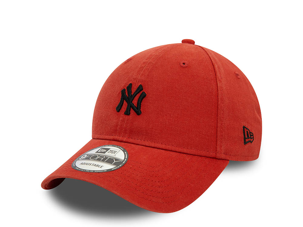 New Era New York Yankees Washed Red 9Forty Strapback Hat