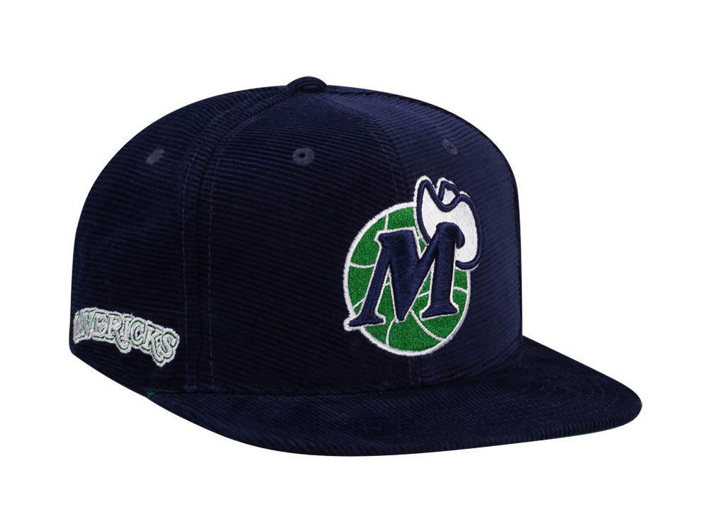 Mitchell & Ness Dallas Mavericks Black Cord Hardwood Classic Snapback Hat