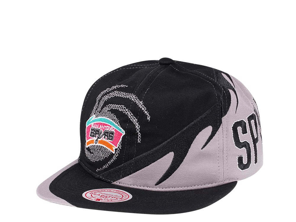 San Antonio Spurs Mitchell & Ness Hardwood Classics Snapback Hat